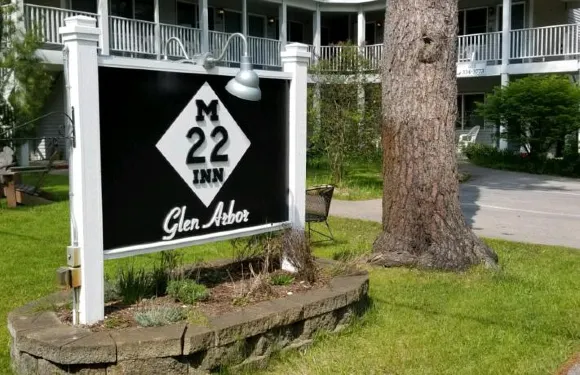 格倫阿爾布爾埃姆22號旅館