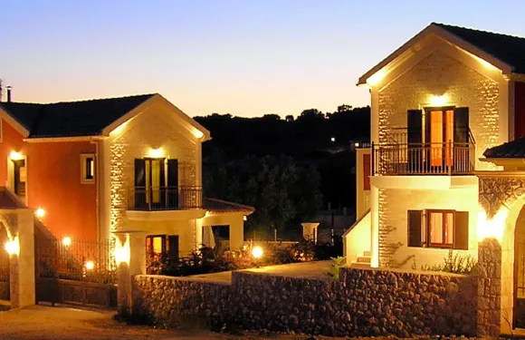 凱法洛斯別墅酒店