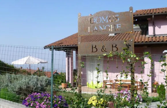 多莫斯朗格住宿加早餐旅館