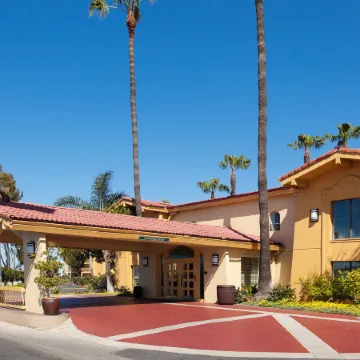 La Quinta Inn by Wyndham Costa Mesa / Newport Beach
