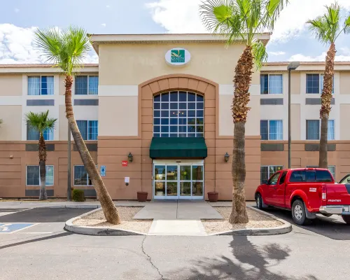 Best Western North Phoenix Hotel Hotels near North Mountain