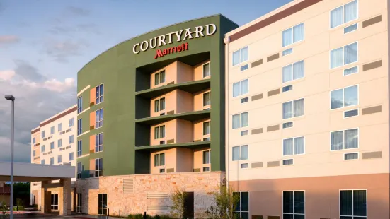 Courtyard Dallas Plano/The Colony