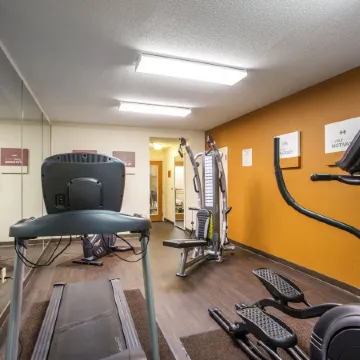 Quality Suites Paducah I-24