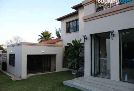 利特菲爾德豪華套房公寓