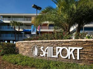 Sailport Waterfront Suites