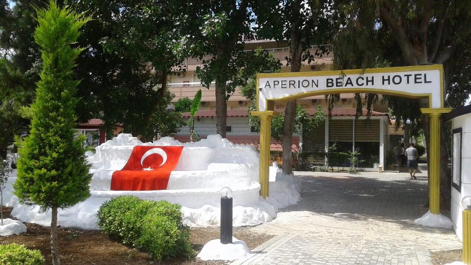 Aperion Beach Hotel