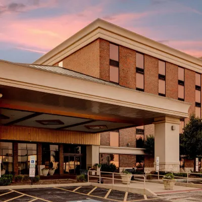 William Tell Hotel MOD Collection by Sonesta Hotels near Seven Seas