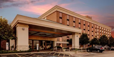 Holiday Inn Chicago SW-Countryside Confctr Hotels near St Blase Catholic Church (Blessed Martyrs Of Chimbote Parish)