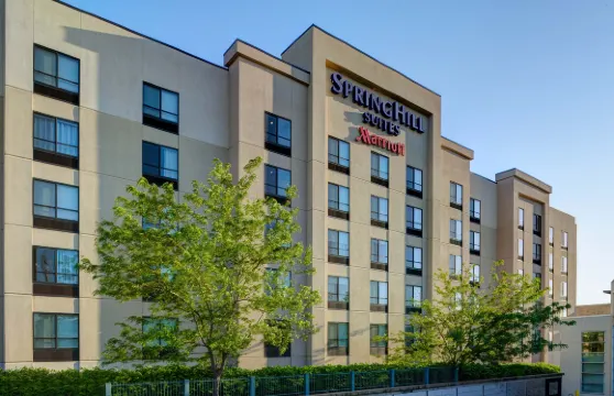 布倫特伍德聖路易斯SpringHill Suites 酒店