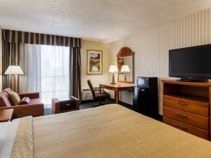 Quality Inn Near Joint Base Andrews-Washington Area