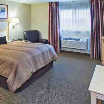 Candlewood Suites Minot Rooms