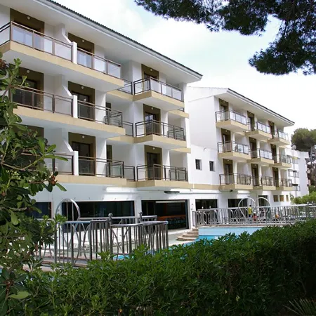 Guya Wave Hotel