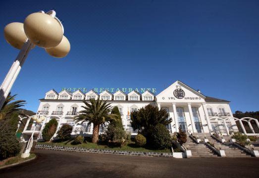 Hotel O Val Do Naseiro - Housity