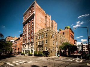 Washington Square Hotel