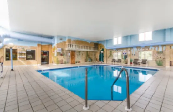 AmericInn & Suites By Wyndham Baraboo Event Center Hotels in Greenfield