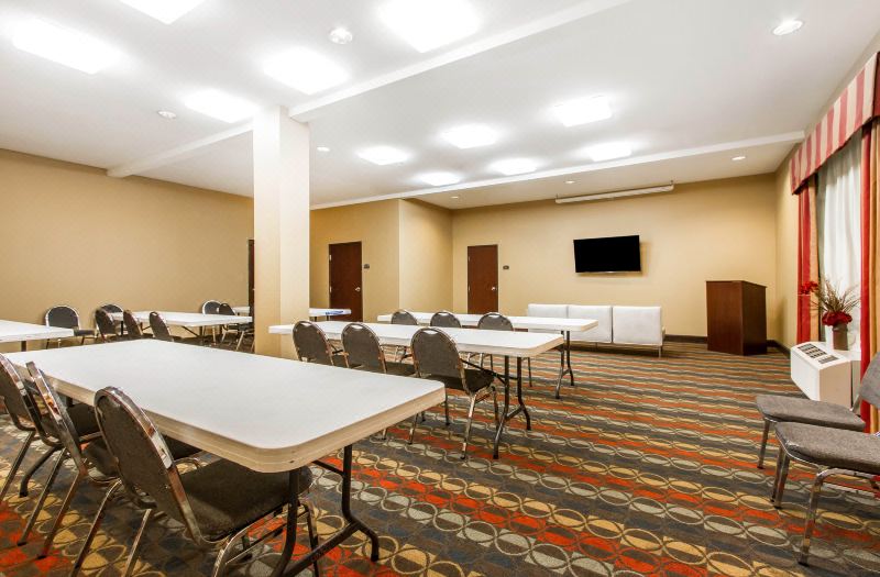 Comfort Suites Airport South photo 5