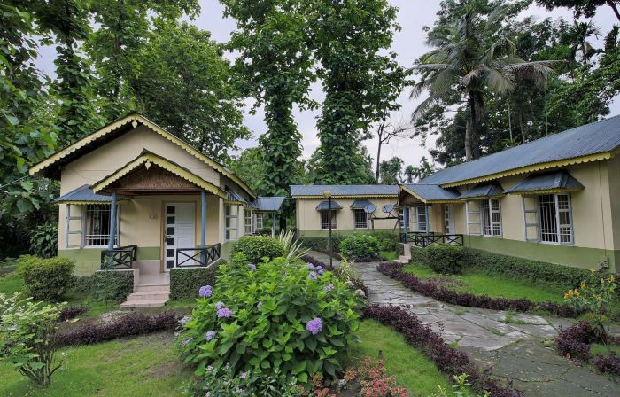 Tuskers Den Forest Resort