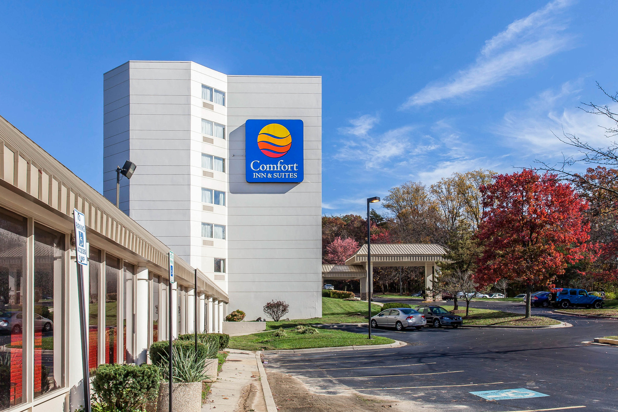 Comfort Inn & Suites BWI Airport