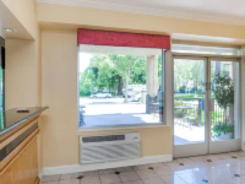 Rose Garden Inn Hotels in San Jose