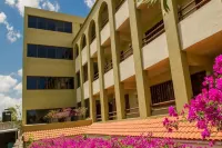 Suites Colonial