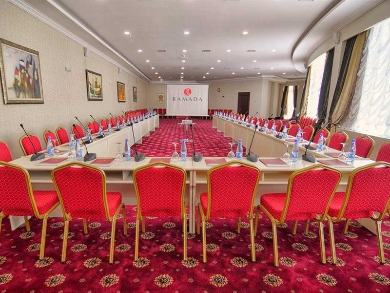 3. 라마다 바쿠 호..