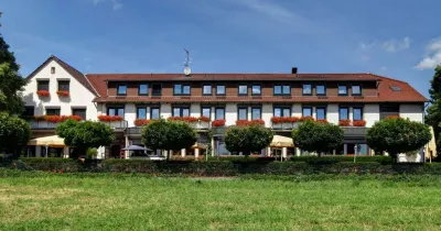 Das Seela Braunschweig Hotels in der Nähe von Parkplatz Friedwald Elm
