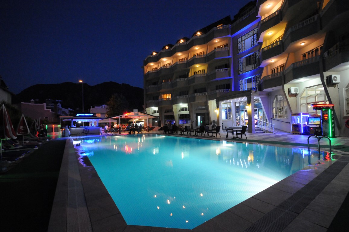 Selen Hotel Icmeler