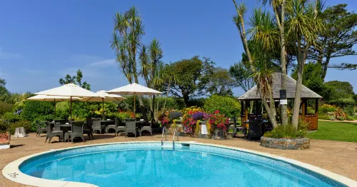 The Farmhouse Hotel and Restaurant Hotels in St Saviour Guernsey