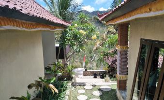 Tombong Limo Homestay