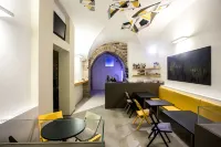 Little Italy Hostel Ex Chiesa S Donato Các khách sạn ở 