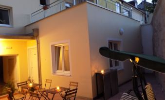 Karlsbad Apartments