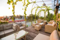 Palace Gate Hotel & Resort by EHM - 5 estrellas
