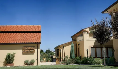 Angelucci Agriturismo Con Camere e Agri Camping - Farmhouses