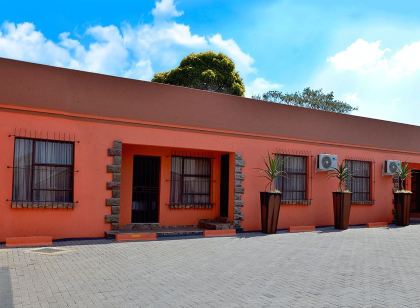 Visit Vakasha Guest Lodge 1