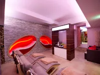 Design-Konferenzhotel & Restaurant Steinernes Schweinchen Hotels in Bad Emstal
