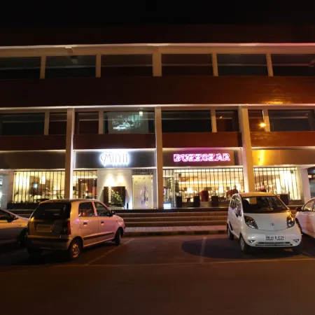 Maya Hotel