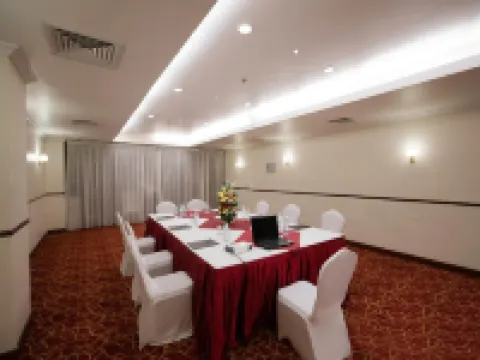 Landmark Hotel, Baniyas