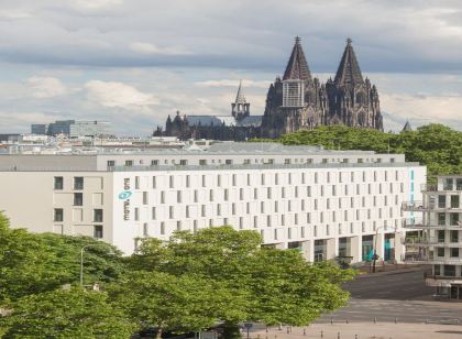 Hotel Motel One Köln-Mediapark