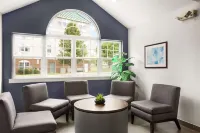 Microtel Inn & Suites by Wyndham Louisville East - parking