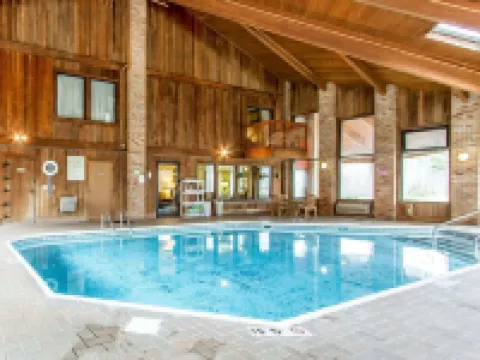 Quality Inn Macomb Near University Area Hotels in Macomb