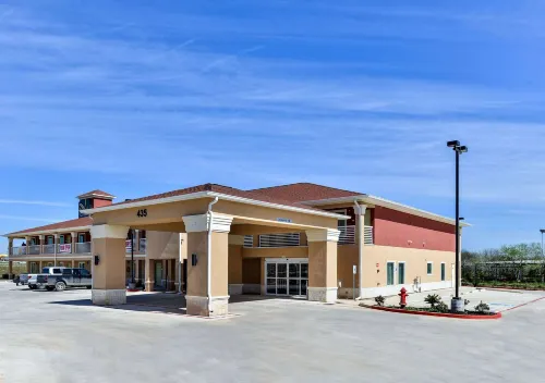 Scottish Inn & Suites Cotulla, TX Hoteles en Cotulla
