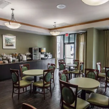 MOXY Memphis Downtown