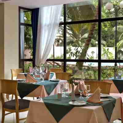 Dunia Hôtel Bamako ACI 2000 Dining/Meeting Rooms