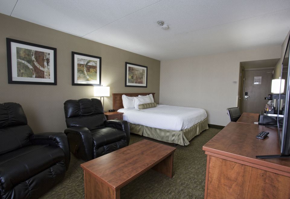 Superior Inn Hotel and Conference Centre Thunder Bay - Housity