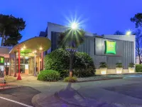 宜必思尚品洛里昂科當飯店 Zoo de Pont-Scorff附近的飯店