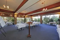Smart Motels Bert Hinkler Hotel di Sharon