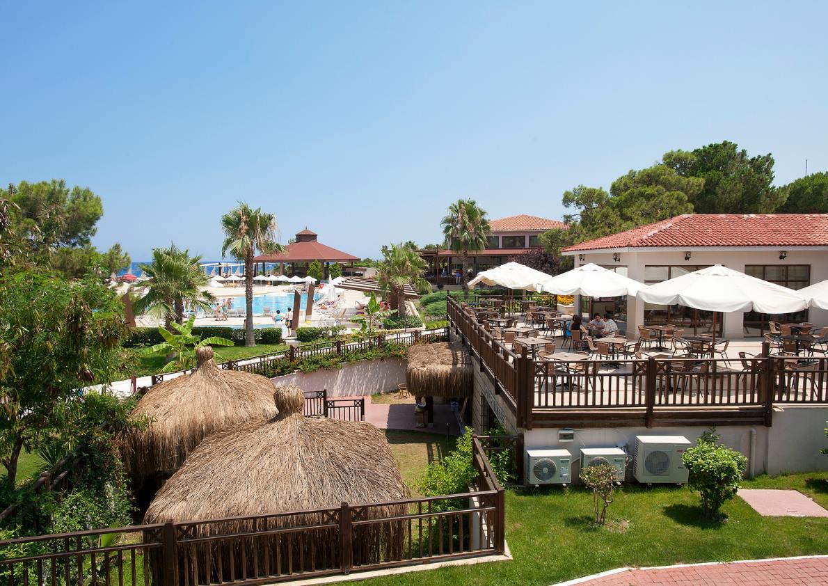 Crystal Flora Beach Resort – All Inclusive