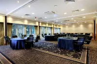 Macdonald Crutherland House