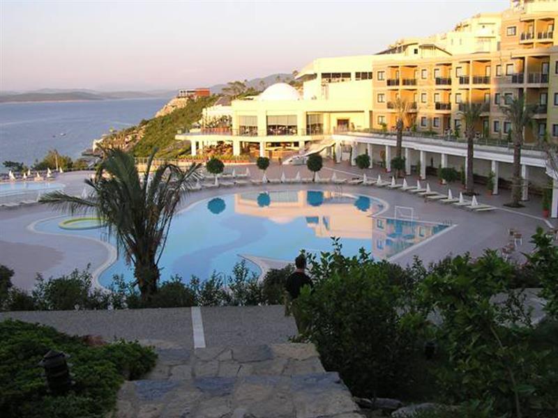 Hilton Bodrum Turkbuku Resort & Spa - All Inclusive