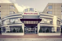 Hôtel Mercure Paris Massy Gare TGV Các khách sạn ở Champlan